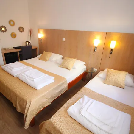 Villa Deny Mostar - With Free Parking Exterior foto