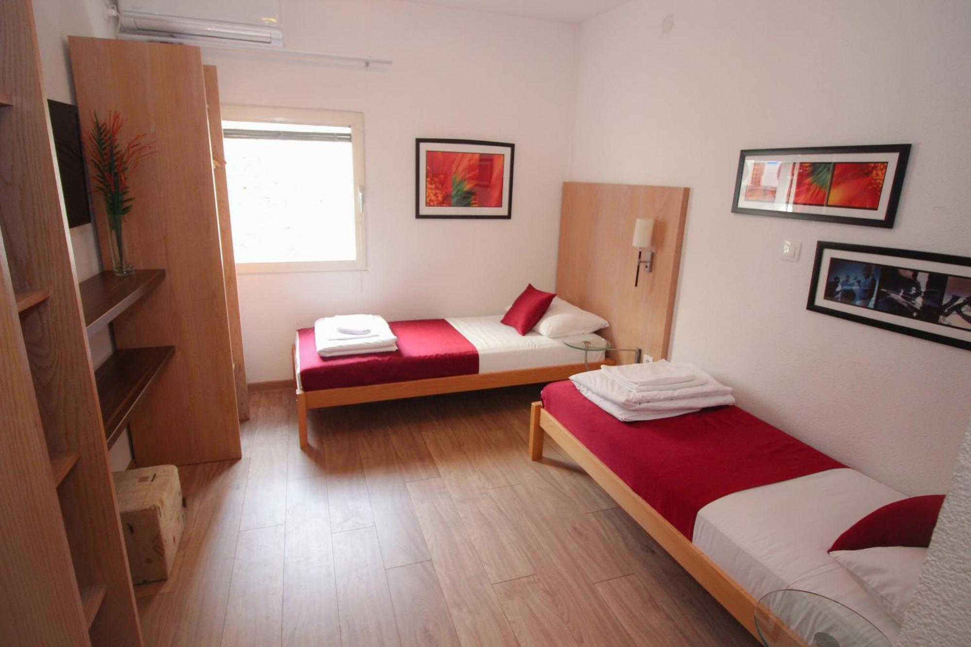 Gostinjska kuća Deny - With Free Parking 3*